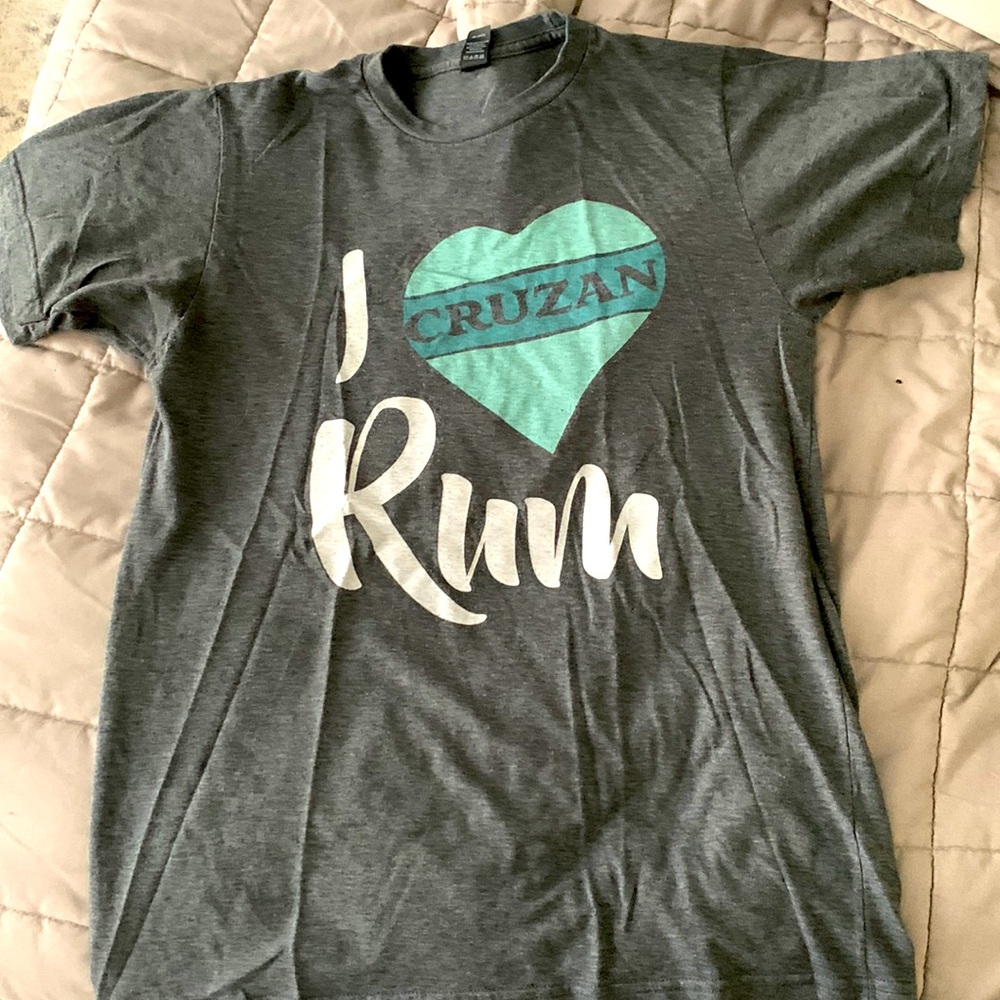 Unisex Cruzan Rum T-shirt